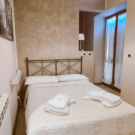 Cascina Barolo 3* トリノ