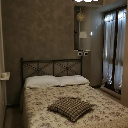 Frühstückspension Cascina Barolo 3*