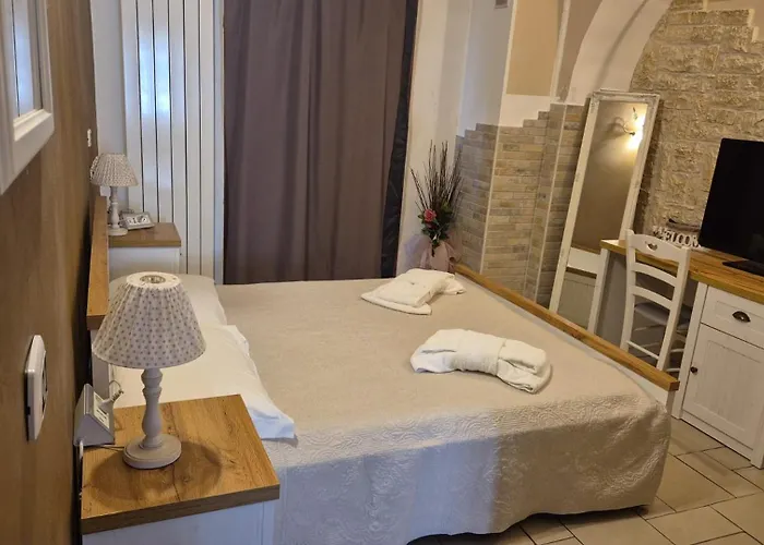 Cascina Barolo Bed & Breakfast