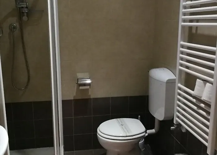 Alojamento de Acomodação e Pequeno-almoço Cascina Barolo 3*
