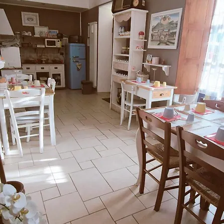 Bed & Breakfast Cascina Barolo 3*