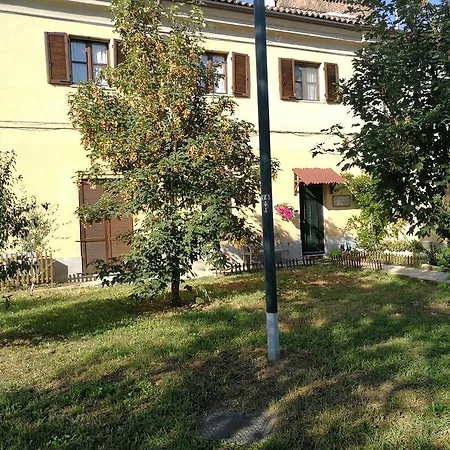 Cascina Barolo 3*