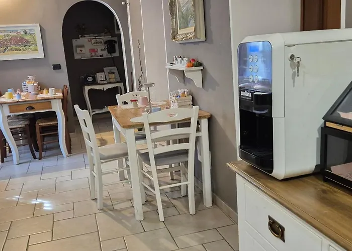 Cascina Barolo فندق مبيت وإفطار 3*