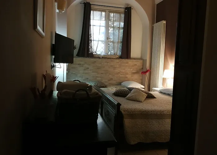 Cascina Barolo 3* Turin
