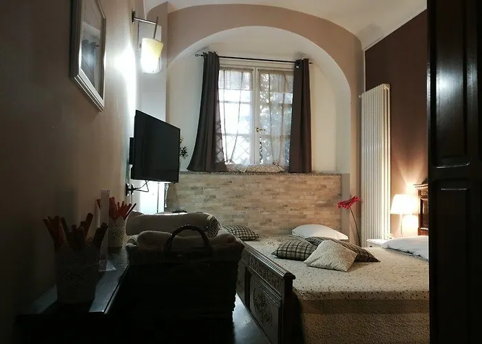 Cascina Barolo 3* Turin