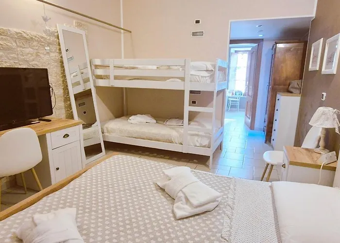 Cascina Barolo Bed & Breakfast