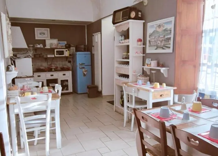 Cascina Barolo Bed & Breakfast Turin