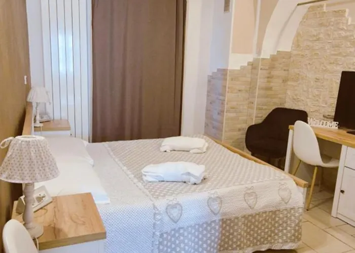 Cascina Barolo 3*